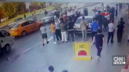 Park halindeki araçtan fırladı | Video