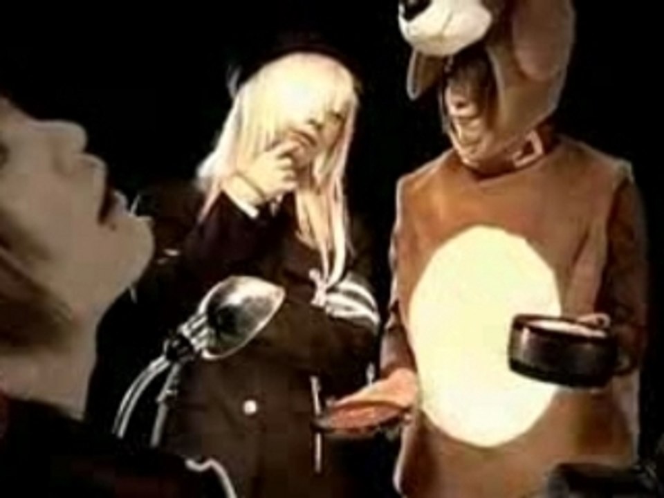 An Cafe- Maple Gunman