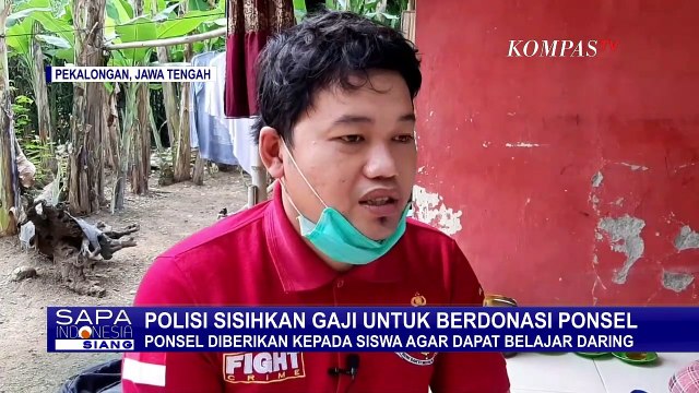 Salut! Polisi Sisihkan Gaji untuk Donasi Ponsel pada Seorang Siswa