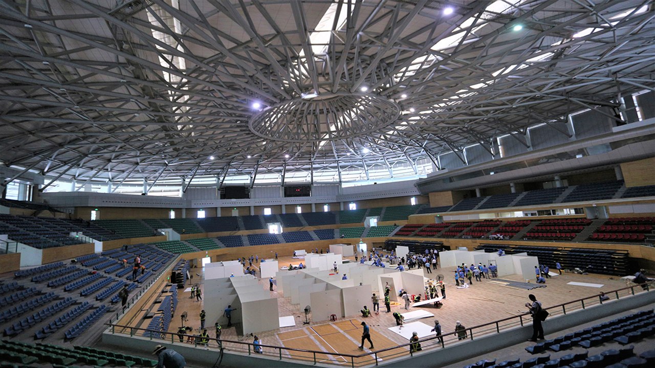 Cận cảnh bệnh viện dã chiến Cung thể thao Tiên Sơn, Đà Nẵng | VTC