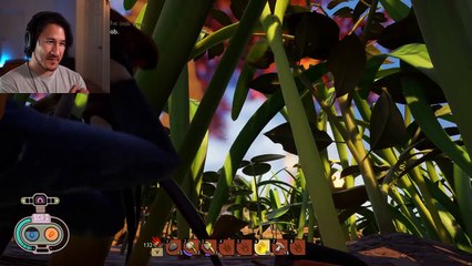 STAY AWAY FROM THE SPIDERS!! | Grounded - Part 2