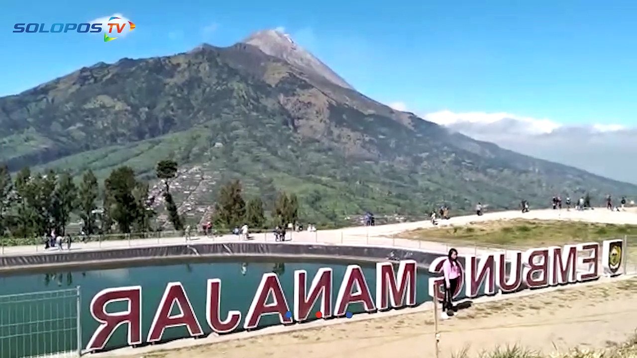 Nikmati Merapi dari Sisi Embung Manajar