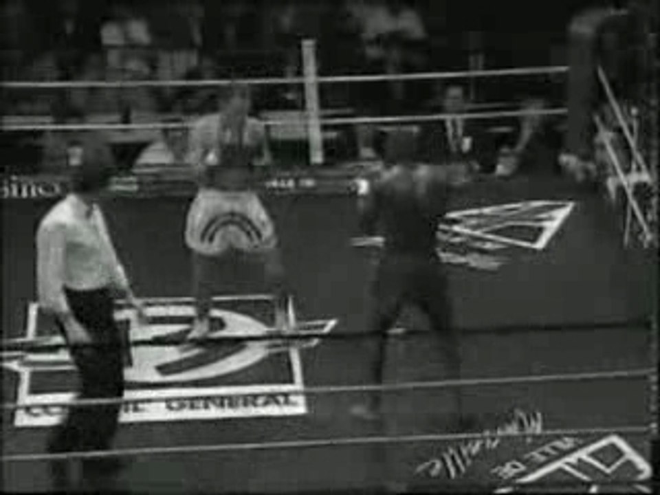 [Muai thai kickboxing] KAMAN VS BREINBURG