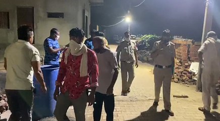 दिल्ली: पति-पत्नी की गला रेतकर हत्या के बाद पड़ोसी ने किया सुसाइड, मचा हड़कंप