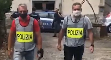 Napoli - Serra di marijuana in cantina: blitz a Pianura (06.08.20)