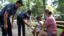 Bakırköy'de polis ekipleri korona virüs denetimleri yaptı