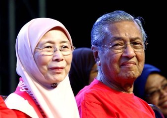 Wan Azizah: Painful decision to work with Tun M
