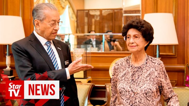 Siti Hasmah has recovered from food poisoning, says Dr M (and he misses her)
