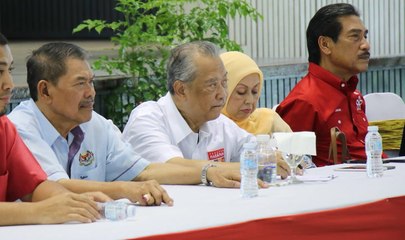 Muhyiddin updates constituents on status of his health during weekend visit