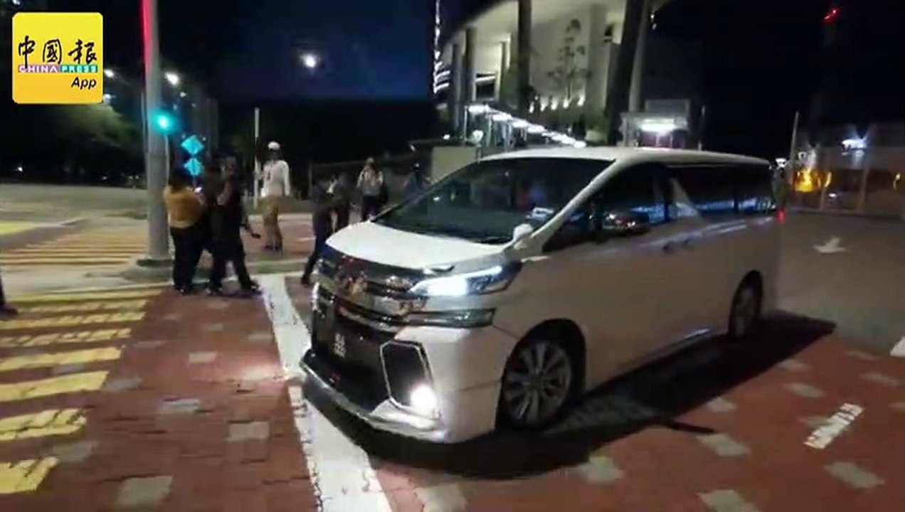 林冠英离开反贪会