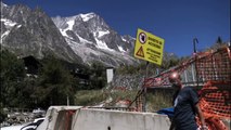 Italian resort evacuated over risk of falling Mont Blanc ice