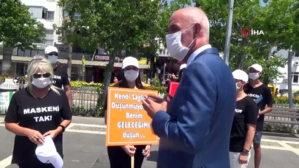 Marmaris'te gönüllü öğrencilerden korona virüs uyarısı