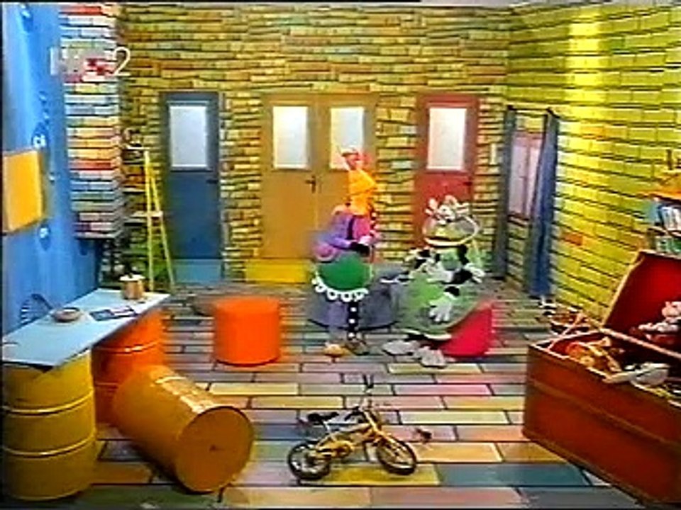 ... Na kraju ulice!, Danica, Vatrogasac Sam