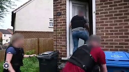 Northants Police drugs raid in Kettering 06 08 20