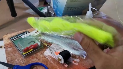 Pesca con BUCKTAIL CASERO y  SASHIMI de ROBALO