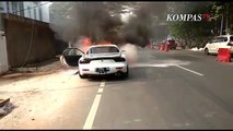 Mazda RX-7 Terbakar di Jakarta Selatan. Plat Nomornya Beda!