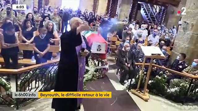 Explosions à Beyrouth : Le Liban enterre ses morts par dizaines et cherche des responsables montrant du doigt une classe politique qualifiée d'incompétente