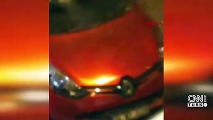 Son dakika... Eşiyle kavga eden kişi otomobilinin camlarını kırdı | Video