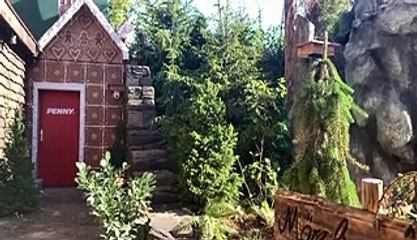 Promi Big Brother 2020: Rundgang durch den neuen "Märchenwald"