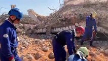 Equipes buscam sobreviventes entre os escombros em Beirute