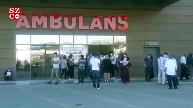 Elazığ Fethi Sekin Şehir Hastanesi'nde ‘corona’ yoğunluğu