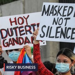 Tải video: Majority of Filipinos agree: 'Dangerous to print or broadcast anything critical' of Duterte gov't