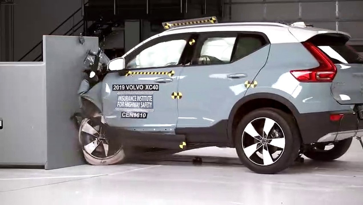 2020 model Volvo XC60, XC90'a çarpışma dayanıklık ödülü verildi