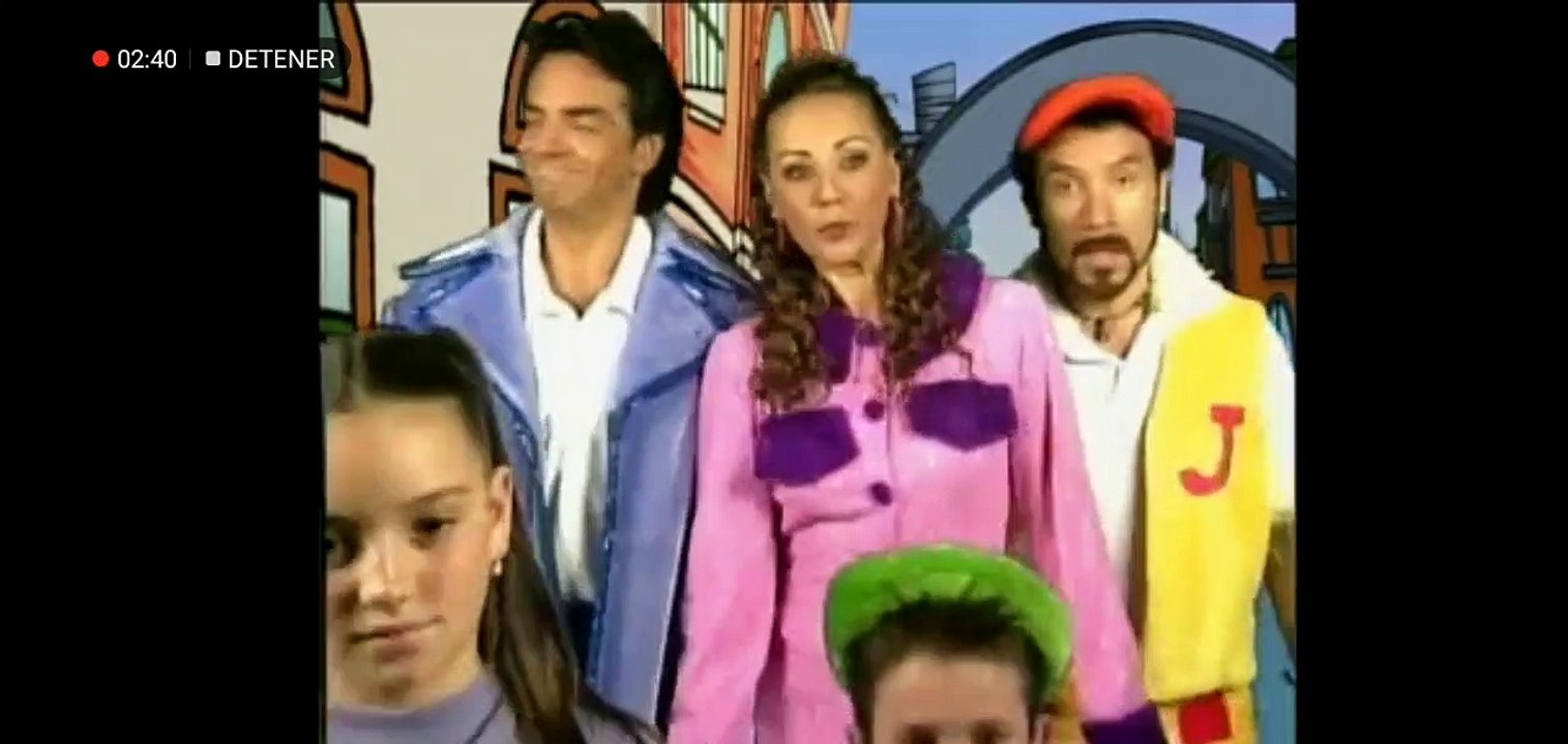 La Famila Peluche 1 X 23