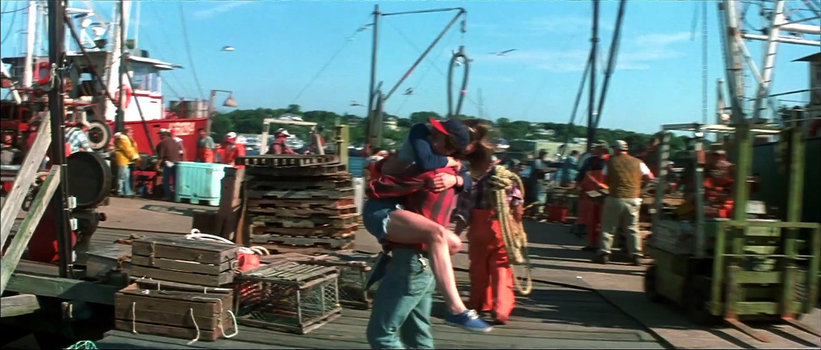 The Perfect Storm Movie (2000) - George Clooney, Mark Wahlberg, John C. Reilly