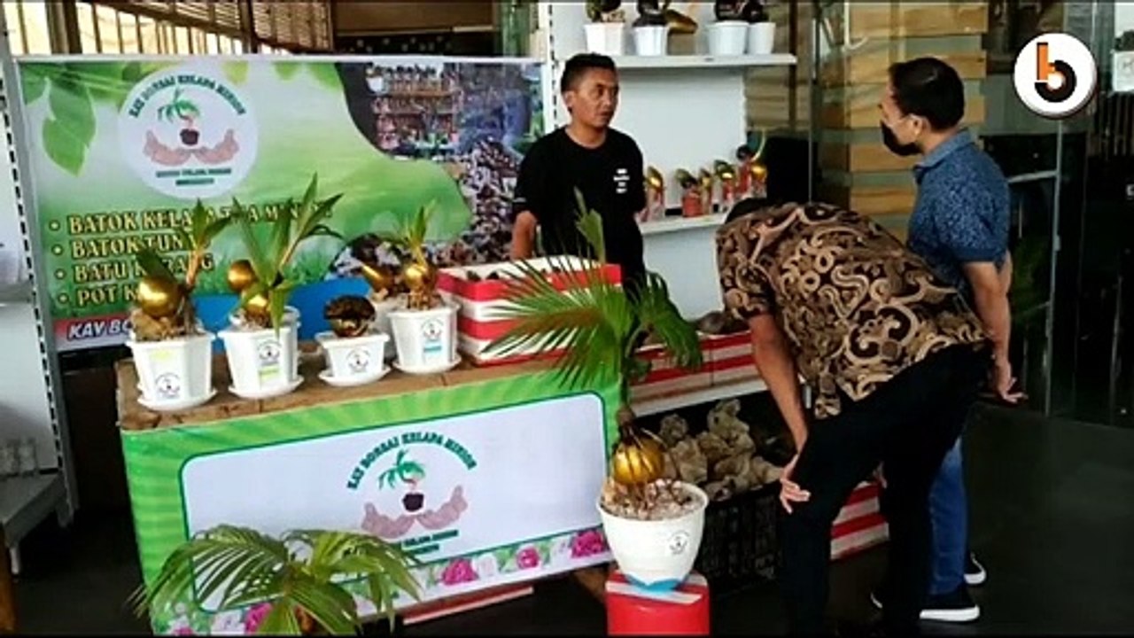 SEMPAT TERTUNDA, SUNRISE MALL GELAR PAMERAN FLORA