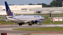 United Airlines Boeing 737-800 St.Louis to Chicago