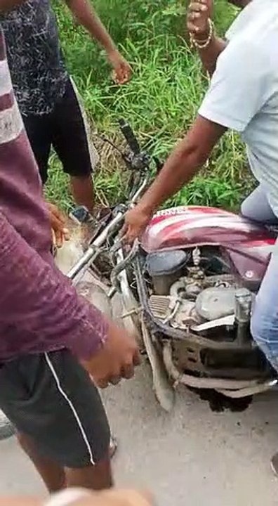 युवक की पिटाई का वीडियो सोशल मीडिया पर वायरल