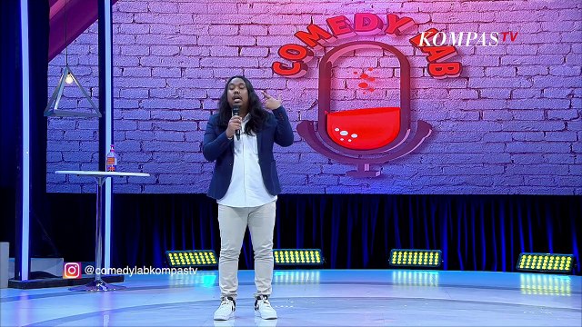 Stand Up Comedy Beni, Nona Berlian Bilang Lucunya karena Gak Lucu - COMEDY LAB (PART 4)