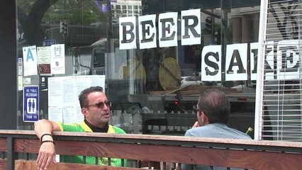 LA시 "방역 지침 무시 파티 땐 전기와 수도 끊을 것" / YTN