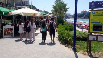 Marmaris'te bazı plajlarda yoğunluk oluştu