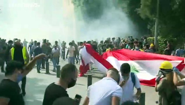 Οργή στον Λίβανο - Μήνυμα αλληλεγγύης από την ΕΕ μετέφερε ο Σαρλ Μισέλ