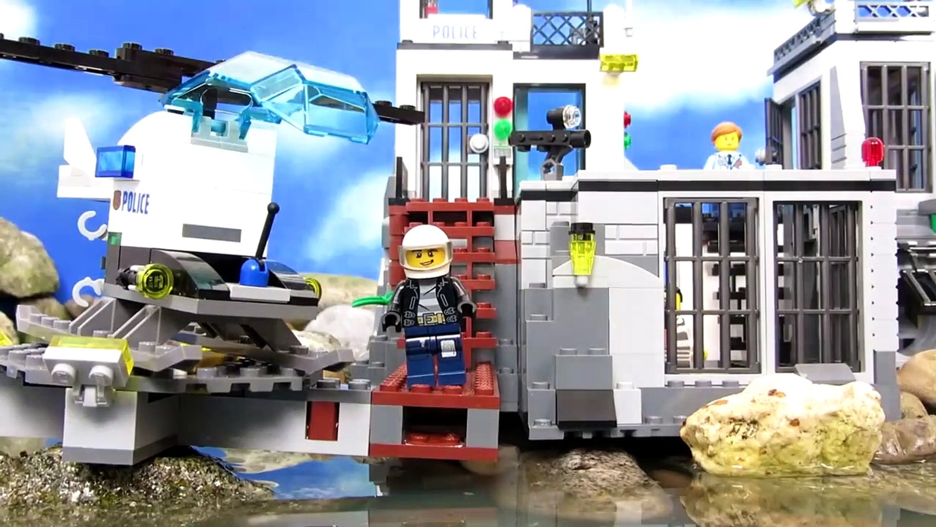Mini Movie: The Escape From Prison Island - Vídeos de LEGO® City -   para crianças