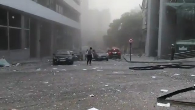 Las autoridades elevan a 158 los fallecidos y a más de 6.000 los heridos por la explosión de Beirut