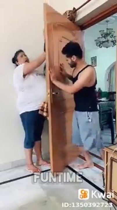 Comedy video,comedy videos,comedy videos tik tok,comedy video funny,comedy video hindi,comedy video bhojpuri,comedy ki duniya,tik tok,tik tok video,short video,Tik Tok s., Tik Tok s ., romantic tik tok., cute couple tik tok., couple tik tok., tik tok roma