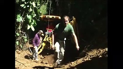 John Deere Tractor Deep Bottle Digging! Part 2