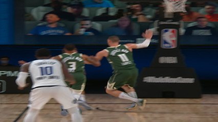 Dunk of the Night: Kristaps Porzingis