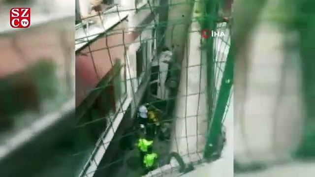 Duvarda asılı kalan araçta can pazarı