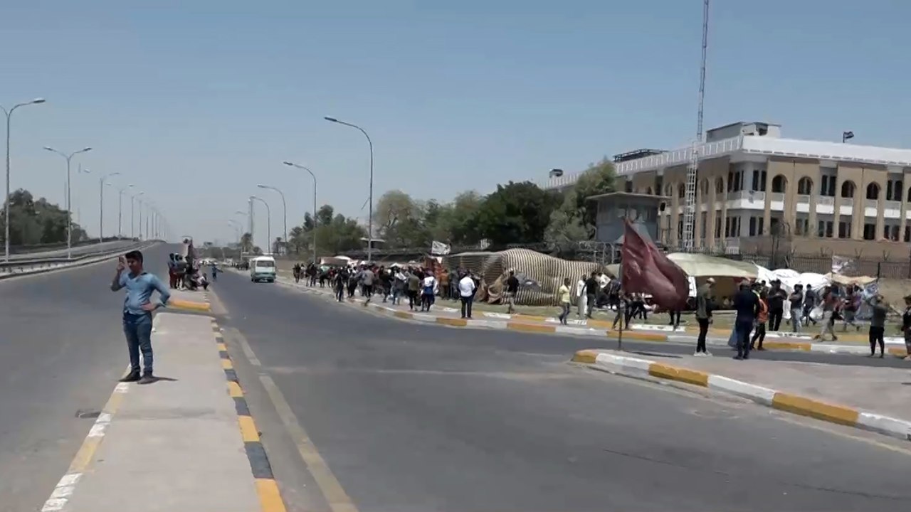 مظاهرات في بغداد للمطالبة بالإصلاح الشامل ومكافحة الفساد