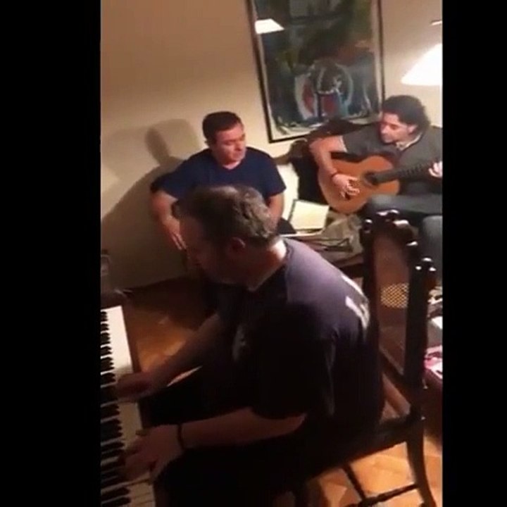 Συγκίνηση! Το βίντεο του Γιάννη Παπαμιχαήλ για...