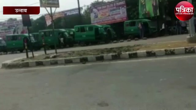 सप्ताहिक बंदी होने के बाद भी सड़कों पर दिख रही चहल-पहल