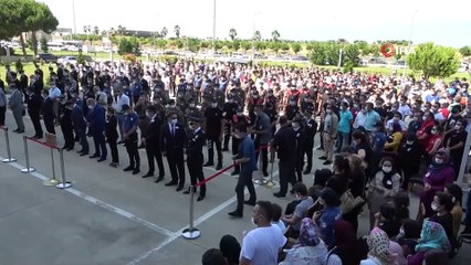 Kaçan aracı kovalarken kazada şehit olan polis için tören düzenlendi