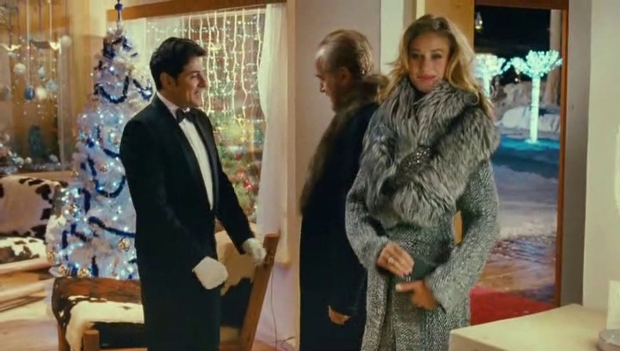 Vacanze Di Natale A Cortina con Sabrina Ferilli, Boldi e De Sica 3T