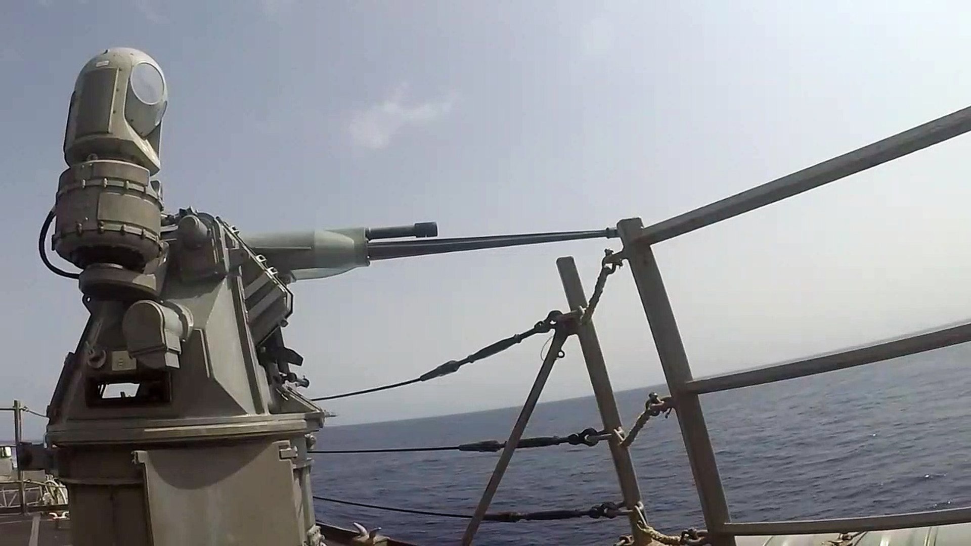 USS Sterett • Live Fires 25mm Cannon Remotely • Red Sea , 2020