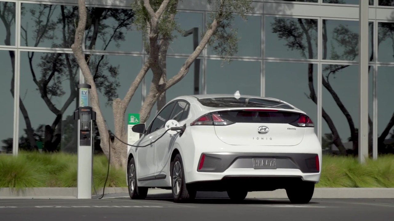 Der Hyundai Ioniq Elektro - modifiziertem Auftritt