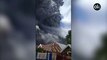 La erupción del volcán Sinabung (Indonesia) obliga a 30.000 personas a abandonar sus casas